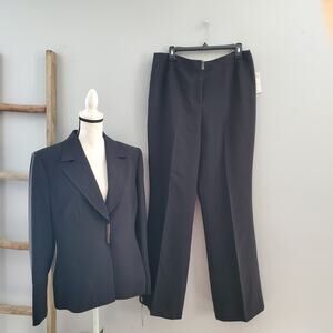 Tahari Arthur S. Levine Black Pinstripe Wide Leg Pantsuit 14